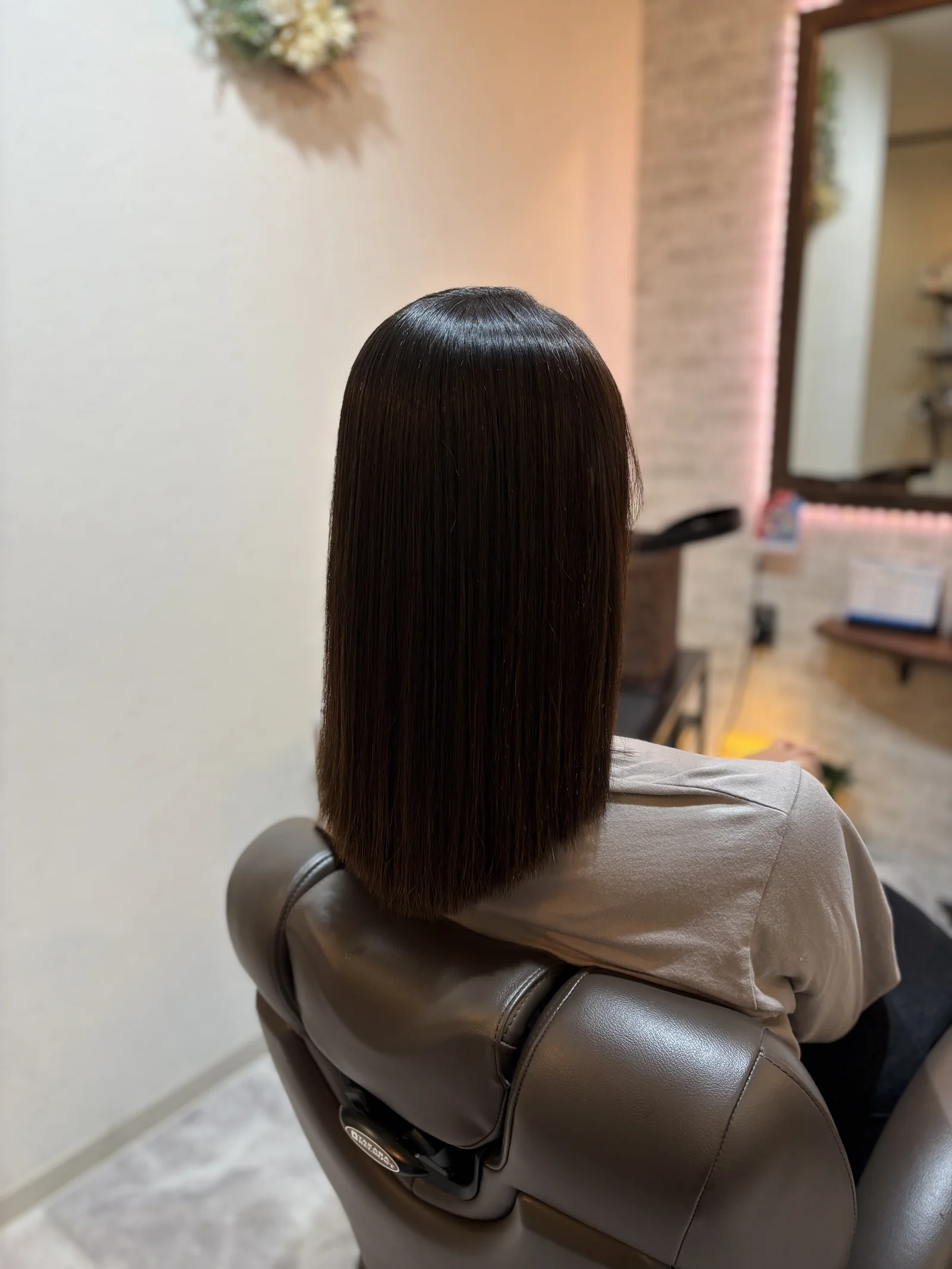 ボブスタイルのストレートヘア